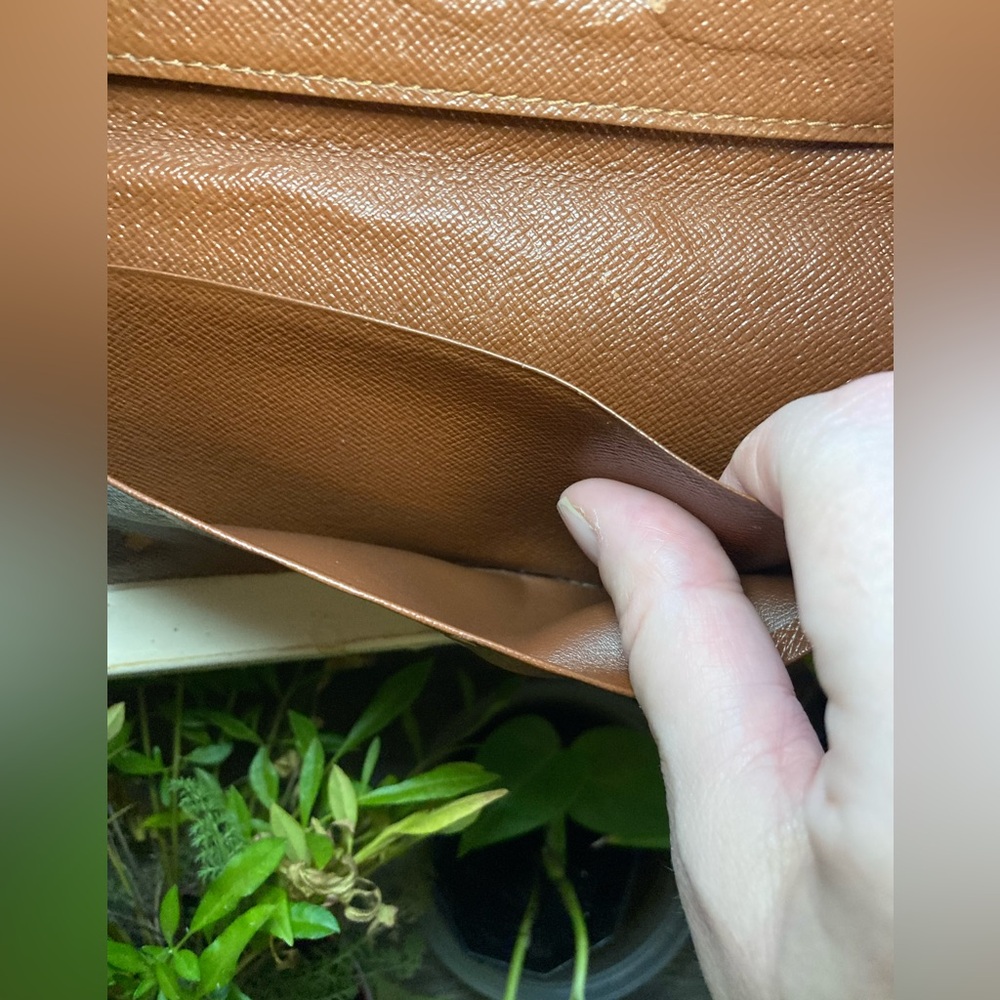 Louis Vuitton Brown and Tan Monogram Clutch Wallet - Picture 6 of 8